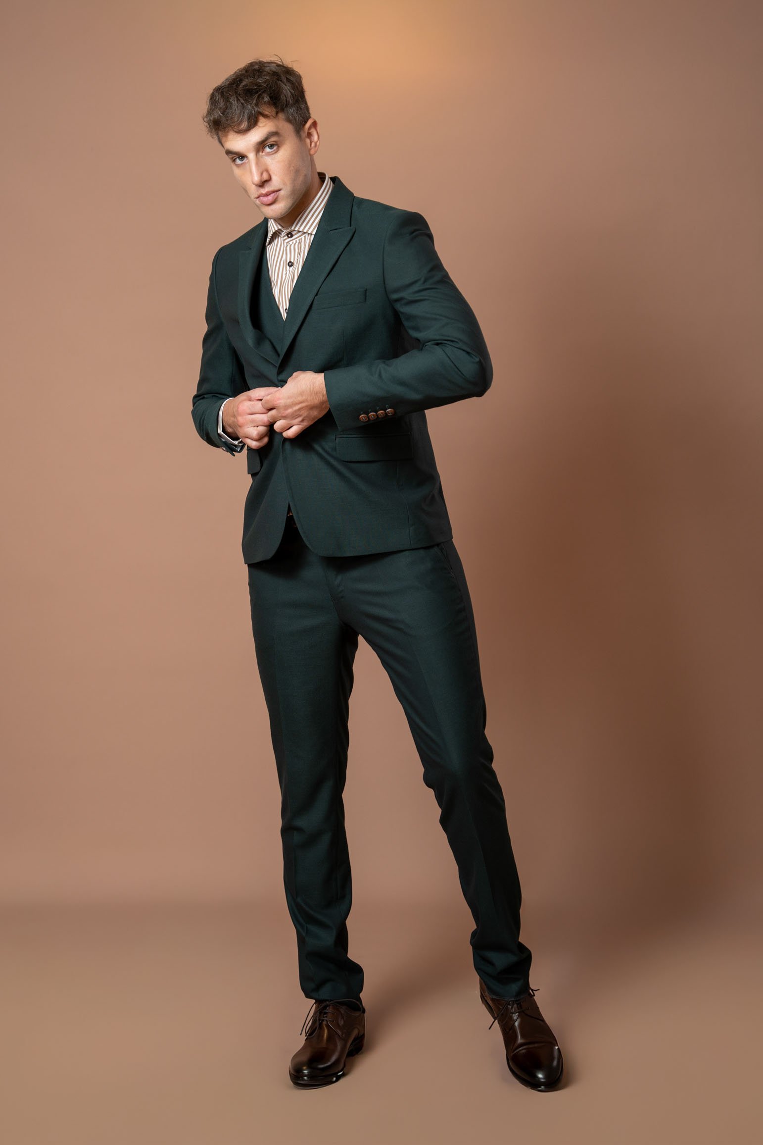 Muško maslinasto odelo - Image 3