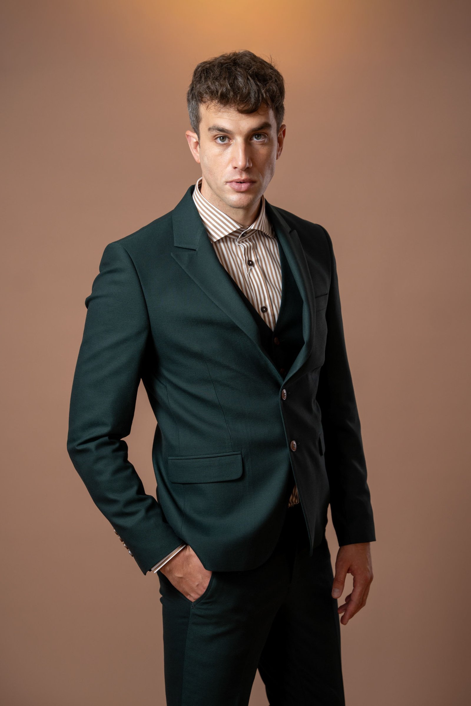 Muško maslinasto odelo - Image 5