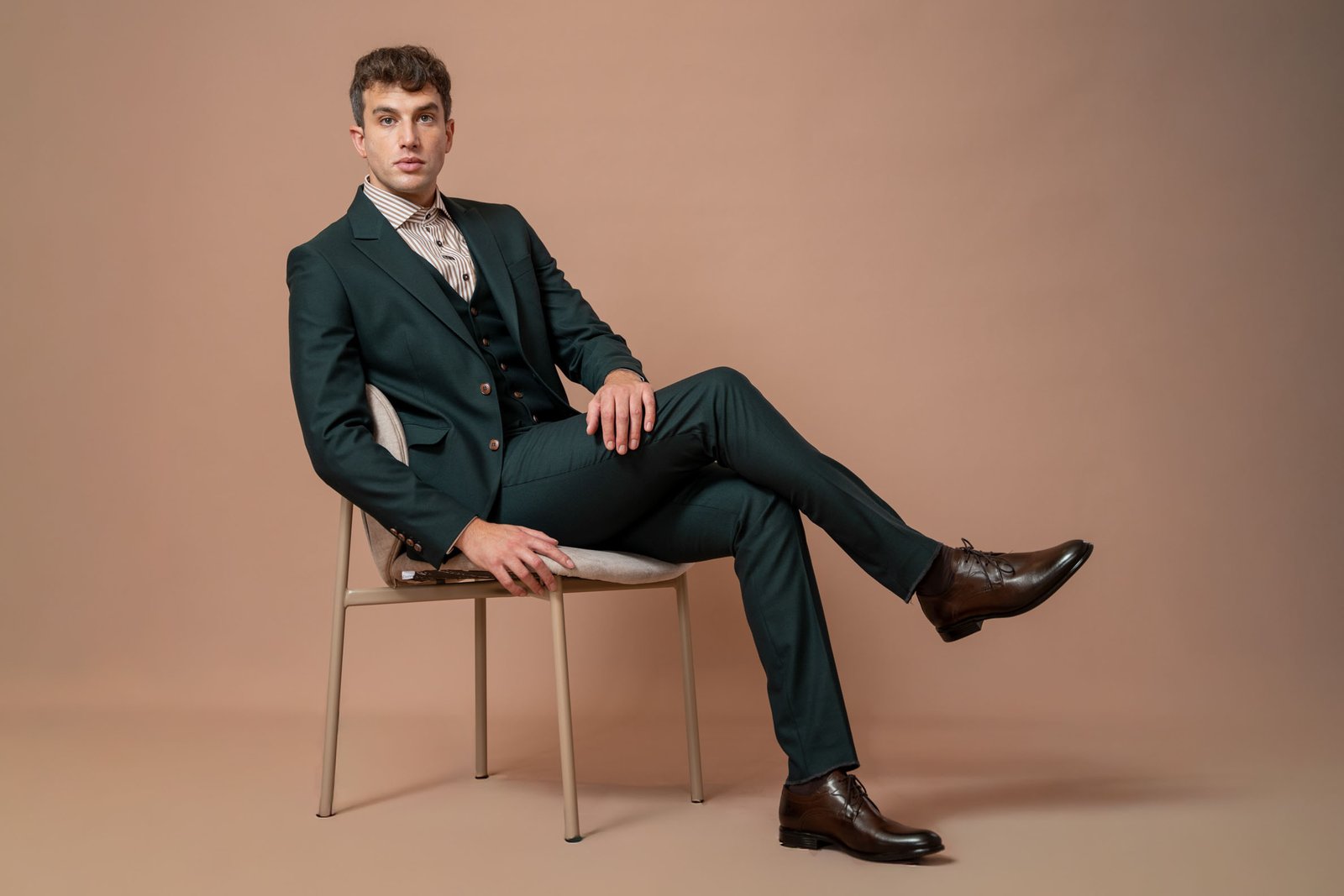 Muško maslinasto odelo - Image 13