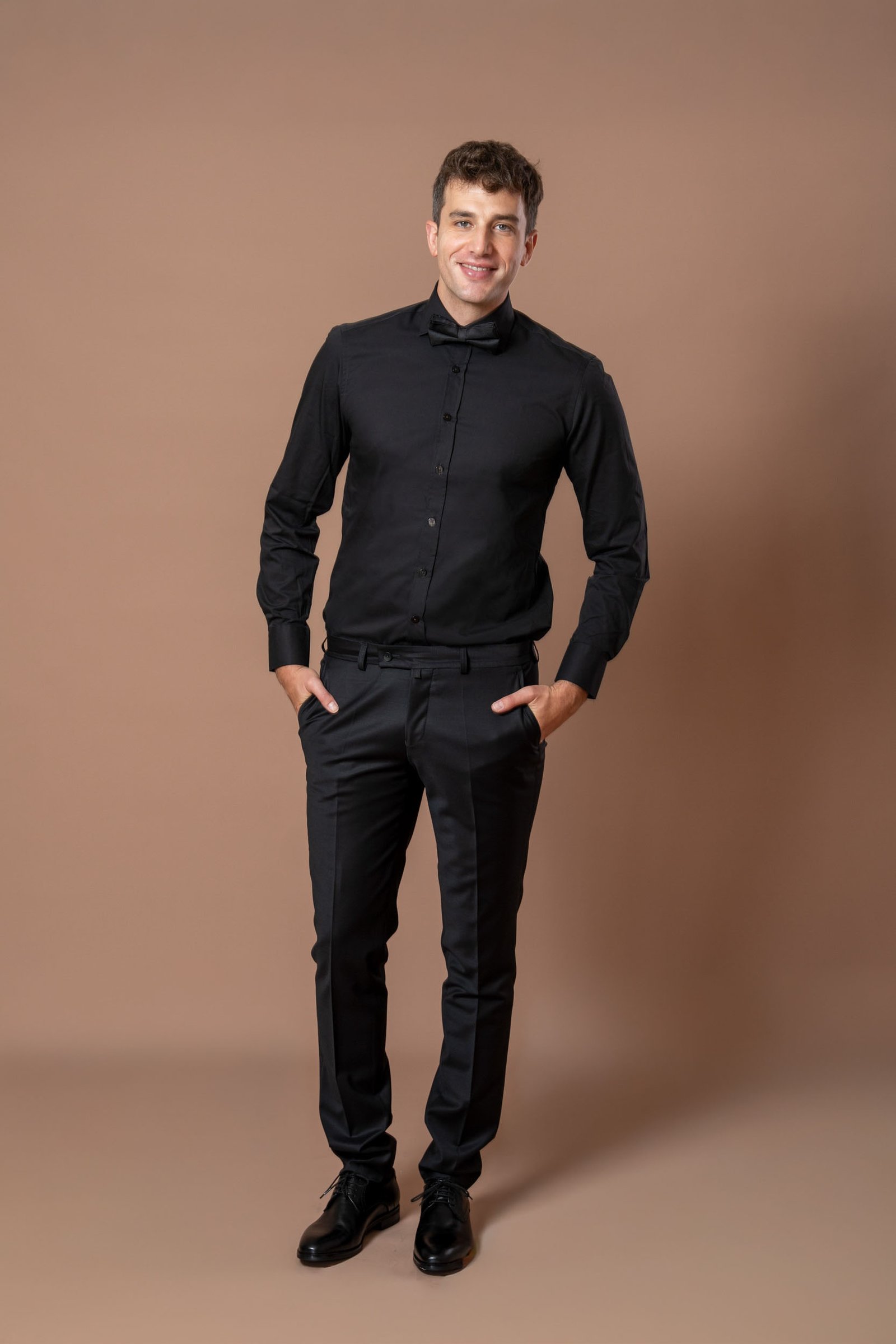 Muške crne pantalone sa užom nogavicom - Image 7