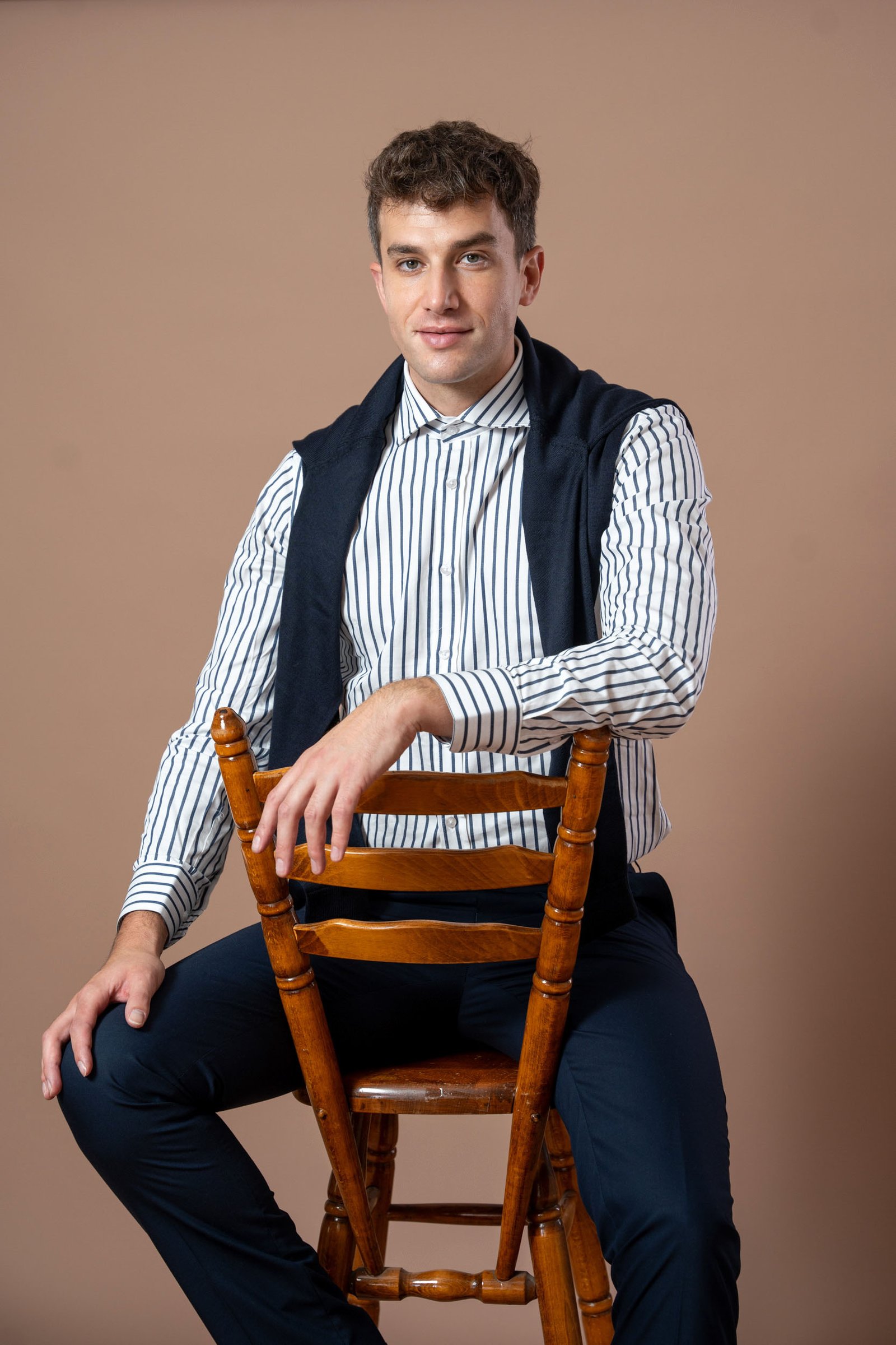 Muške teget pantalone sa užom nogavicom - Image 11