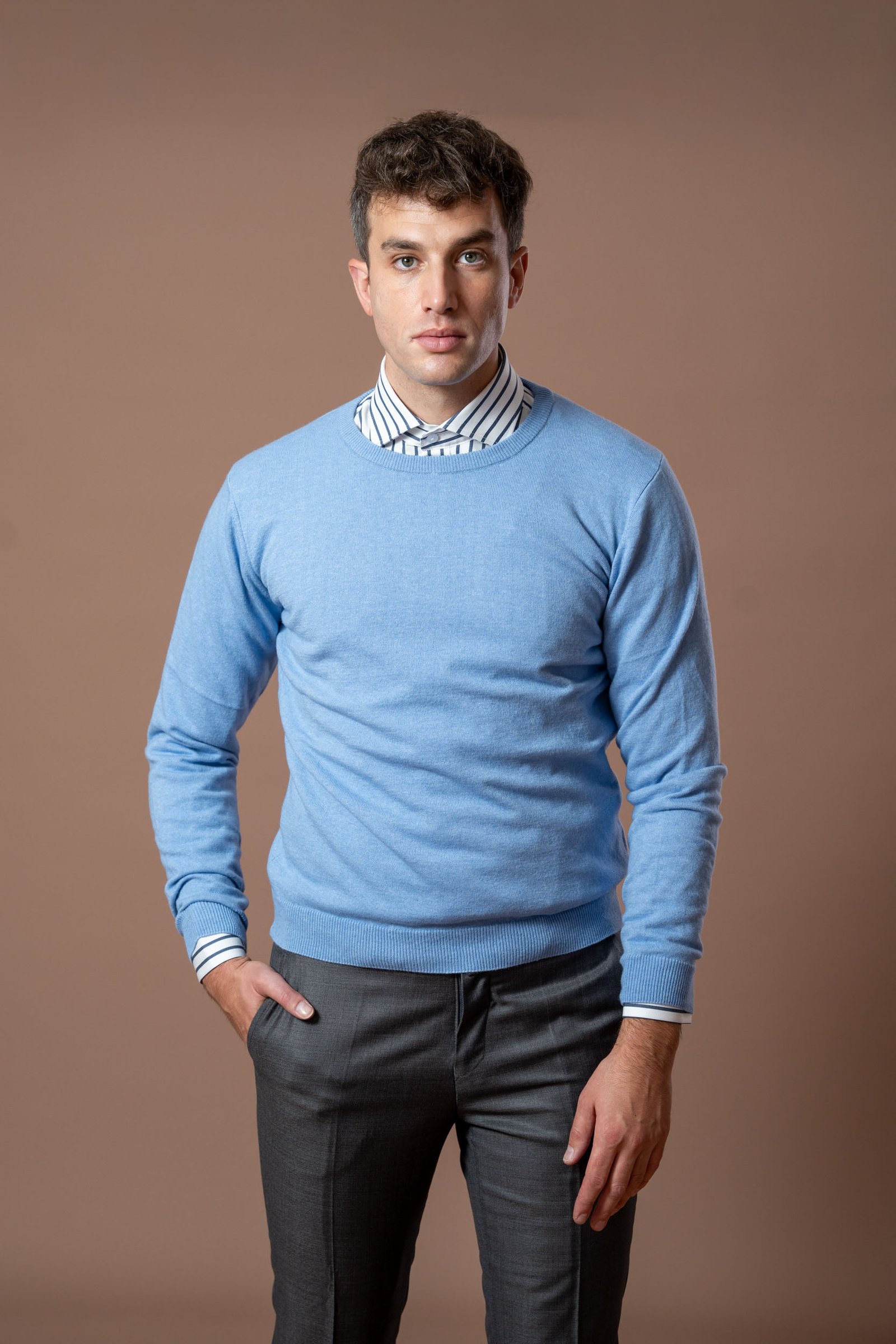 Muški svetloplavi džemper - Image 6