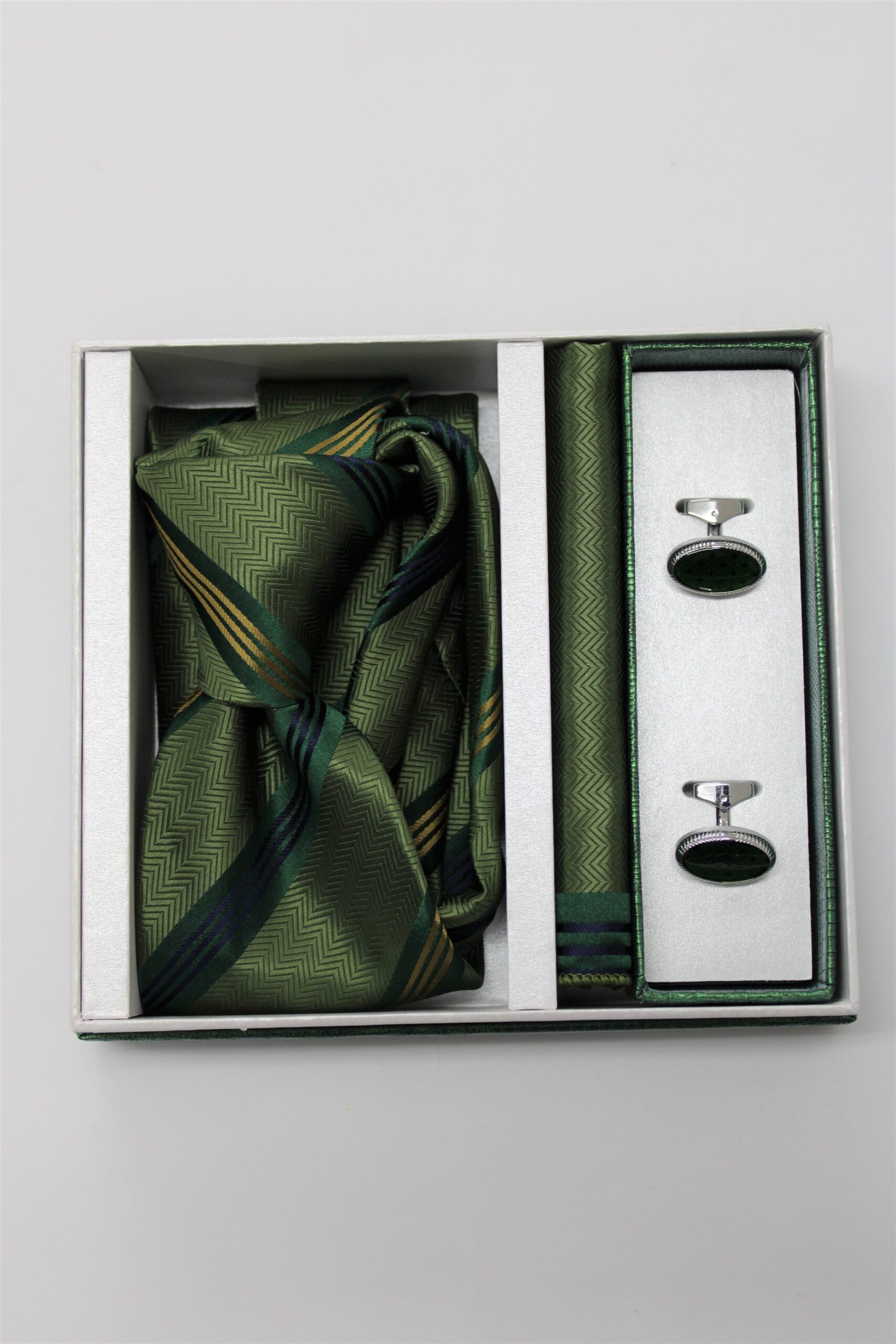 Elegantni poklon set – kravata, maramica i manžetne - Image 3