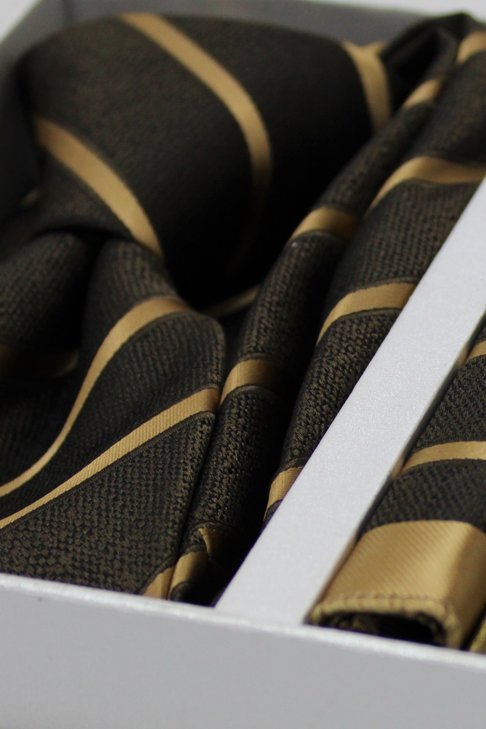 Elegantni poklon set – kravata, maramica i manžetne - Image 5