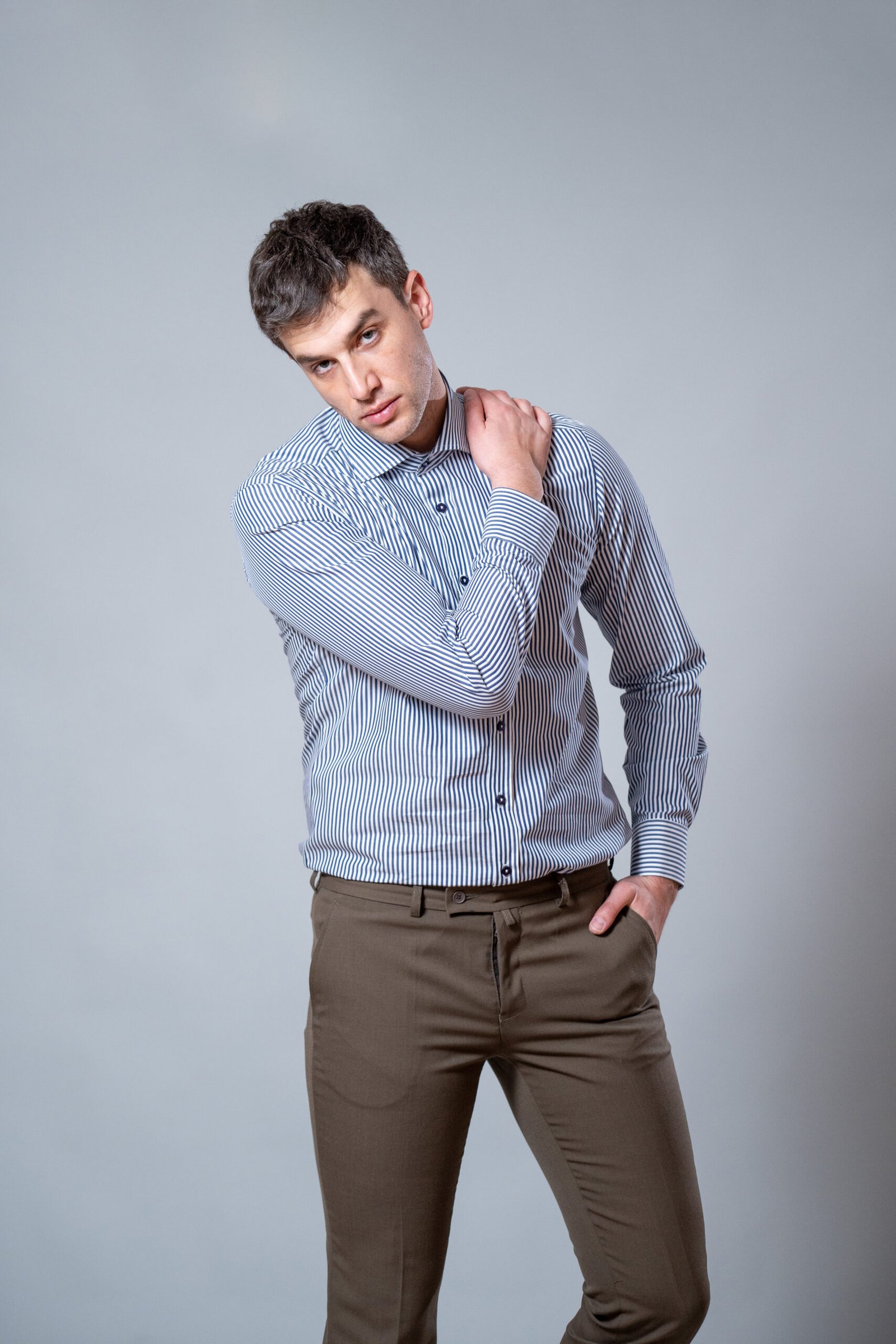 Muška košulja teget sa belim prugama,slim fit - Image 4