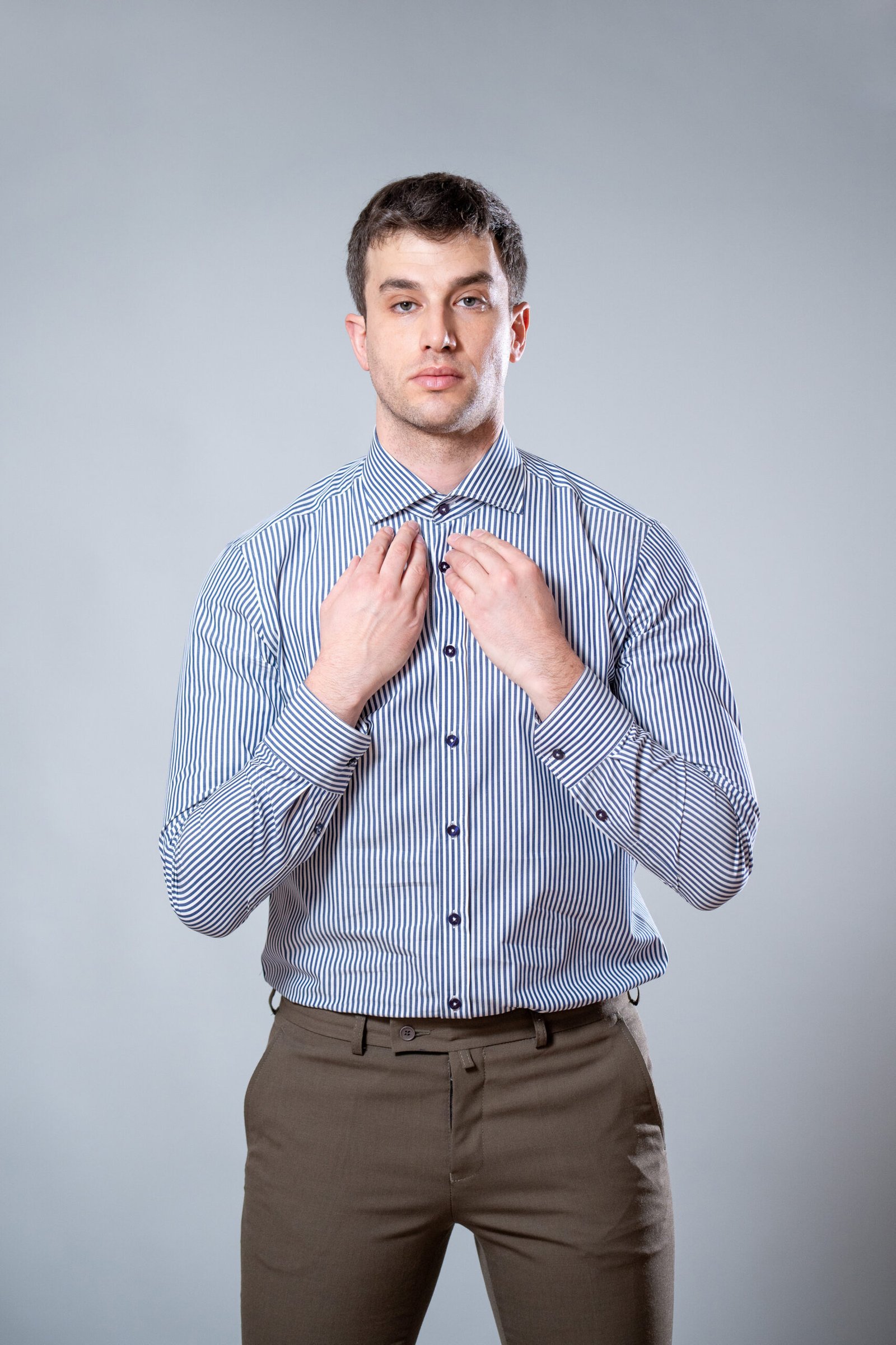 Muška košulja teget sa belim prugama,slim fit - Image 5