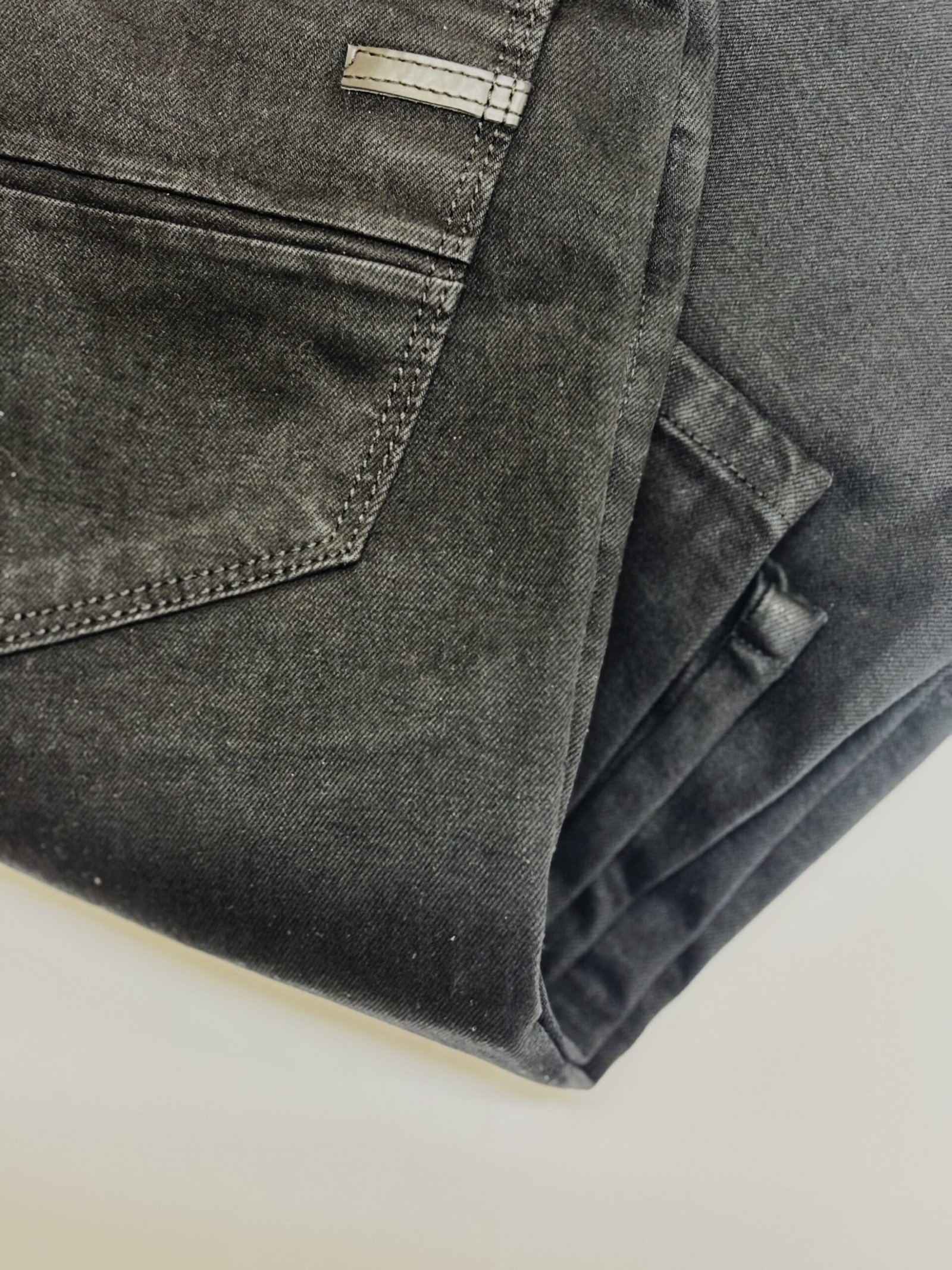 Muške farmerice crne - Image 3