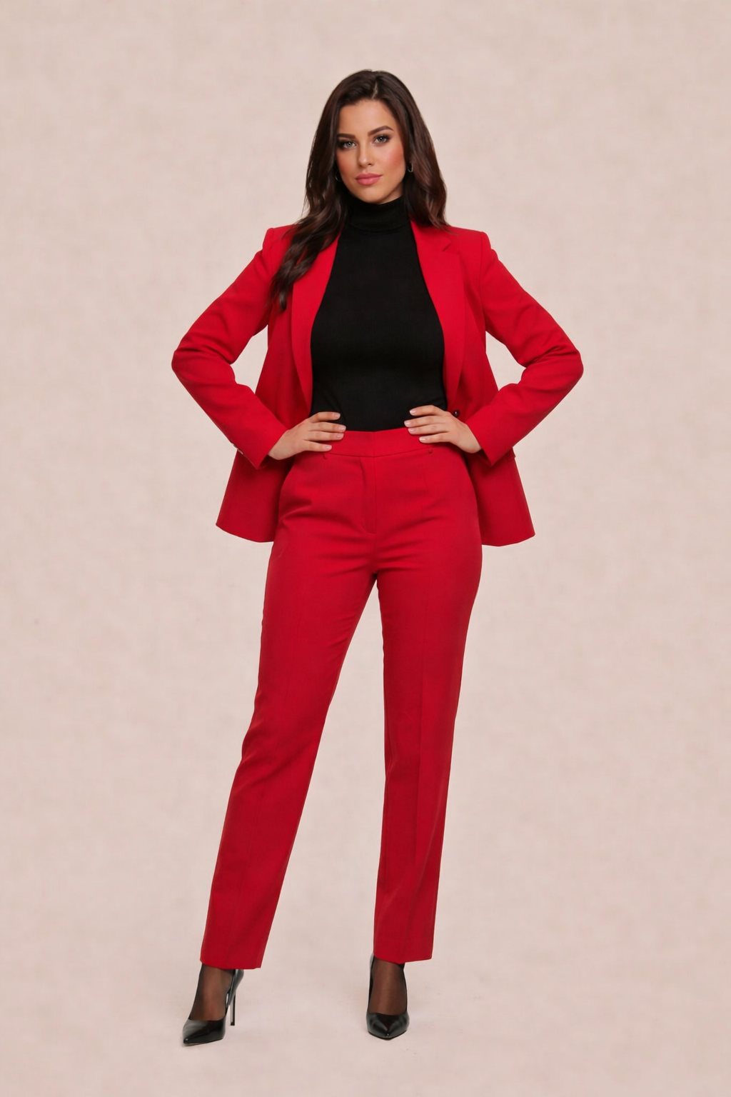 Žensko crveno odelo