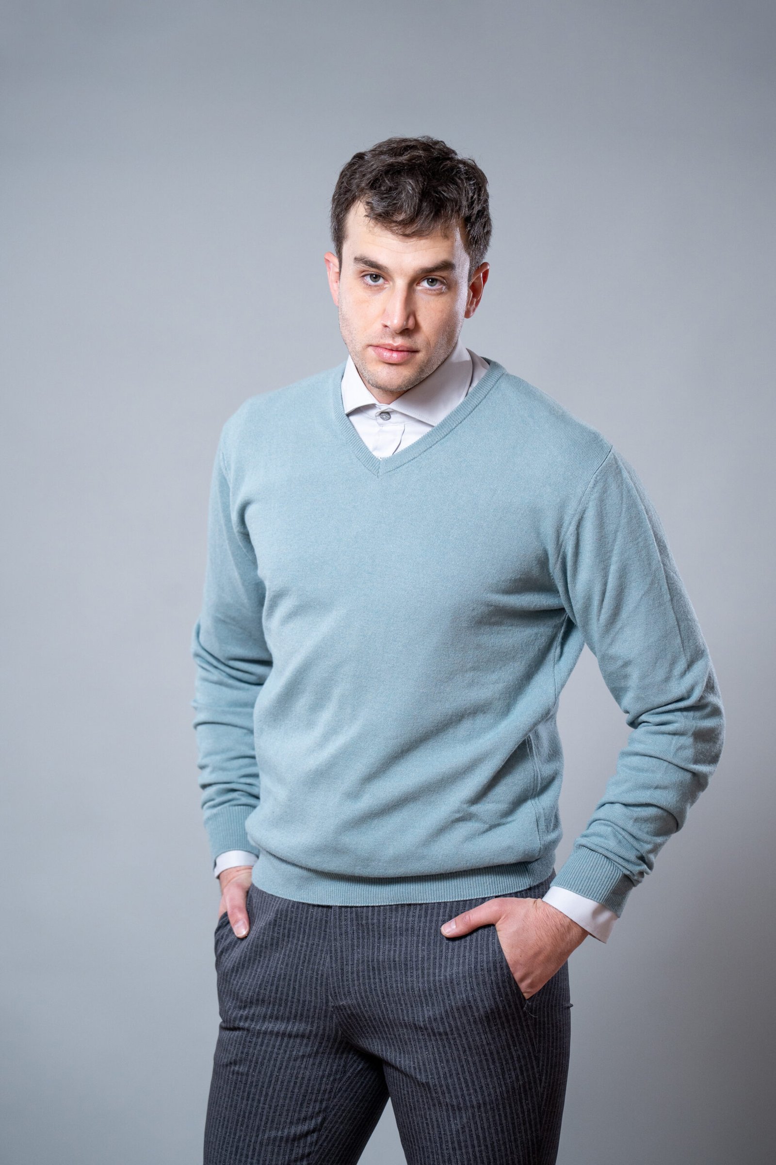 Muški pastelno plavi džemper