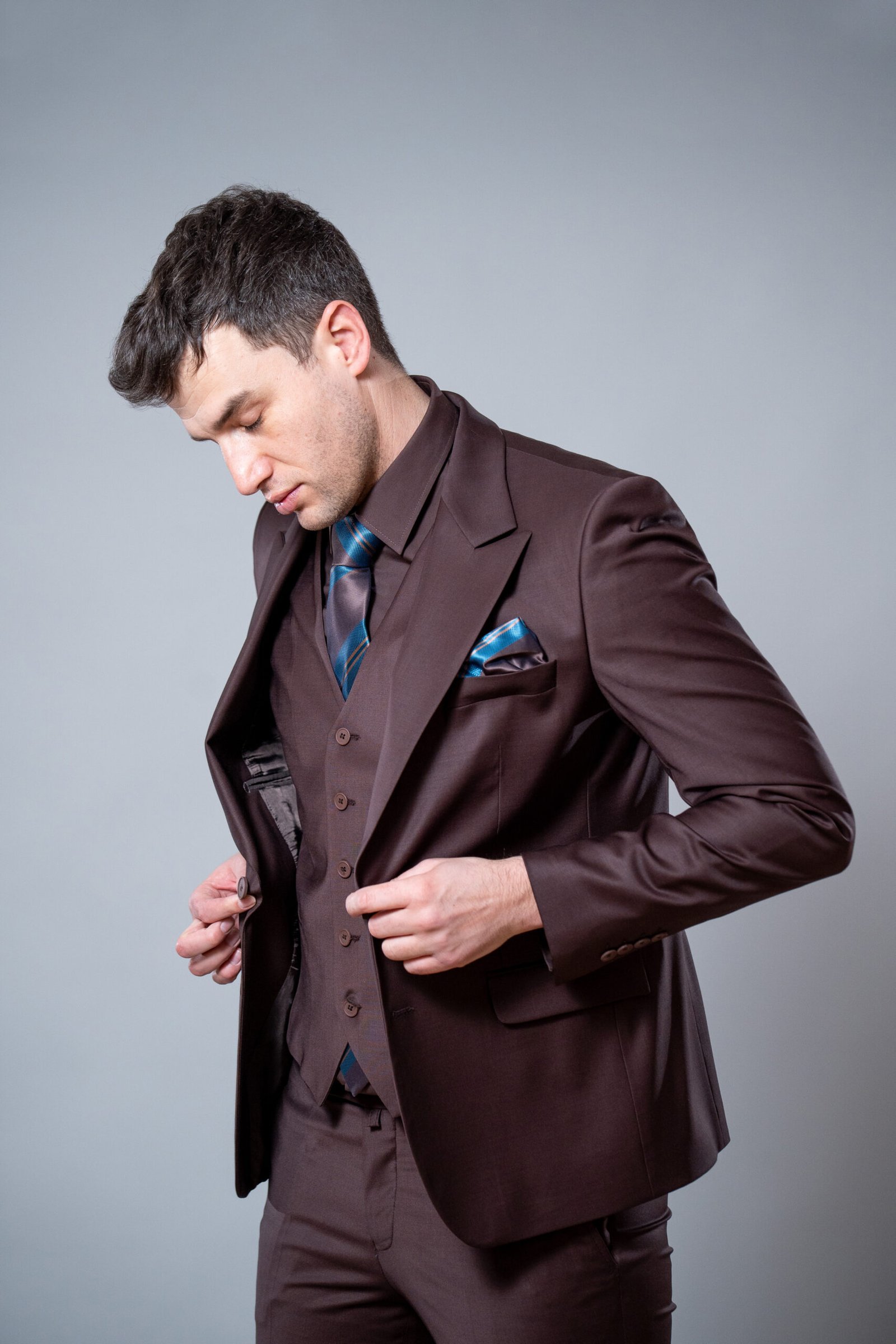 Muško braon odelo - Image 6