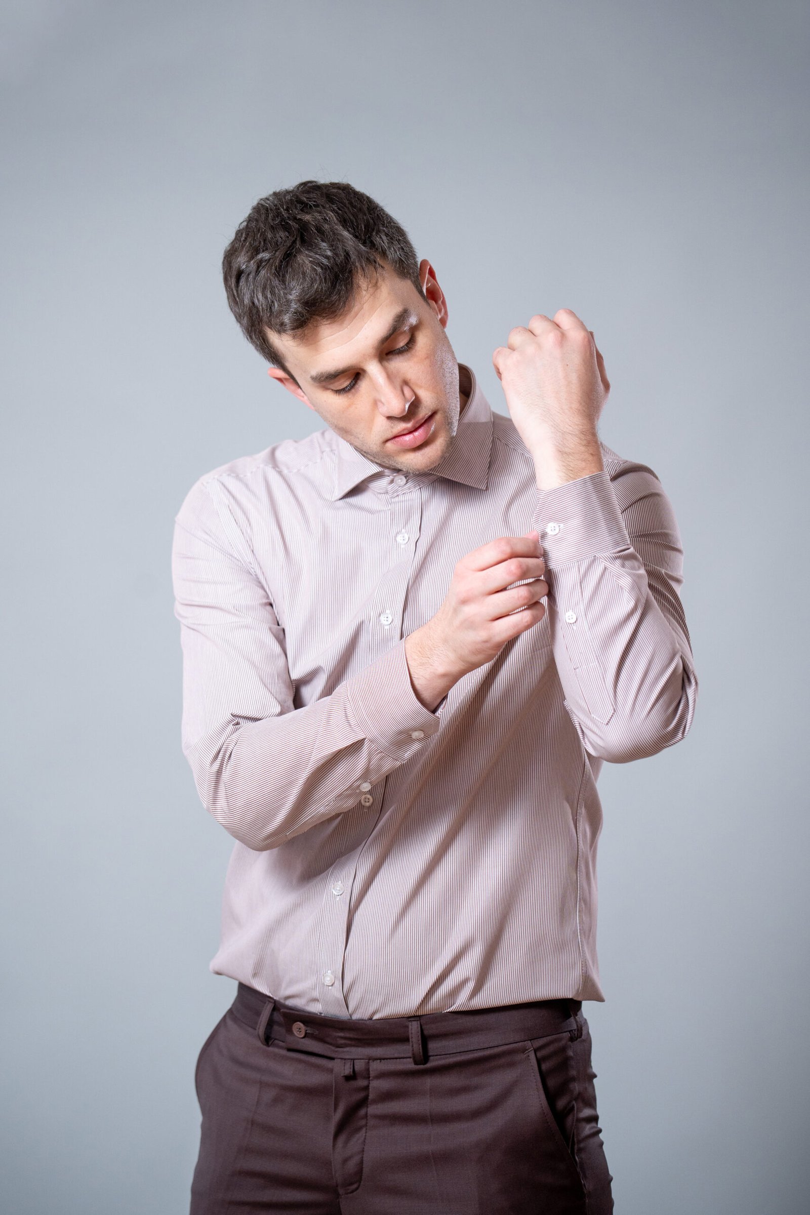 Muška svetloroze košulja sa bordo prugama - Image 2