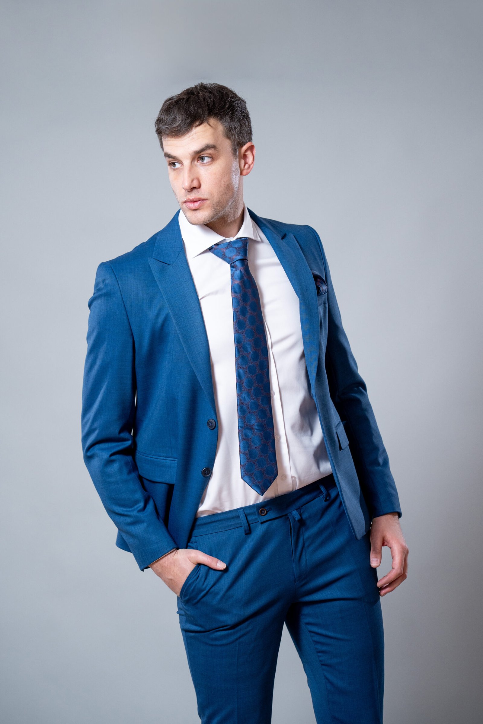 Muško plavo odelo - Image 4