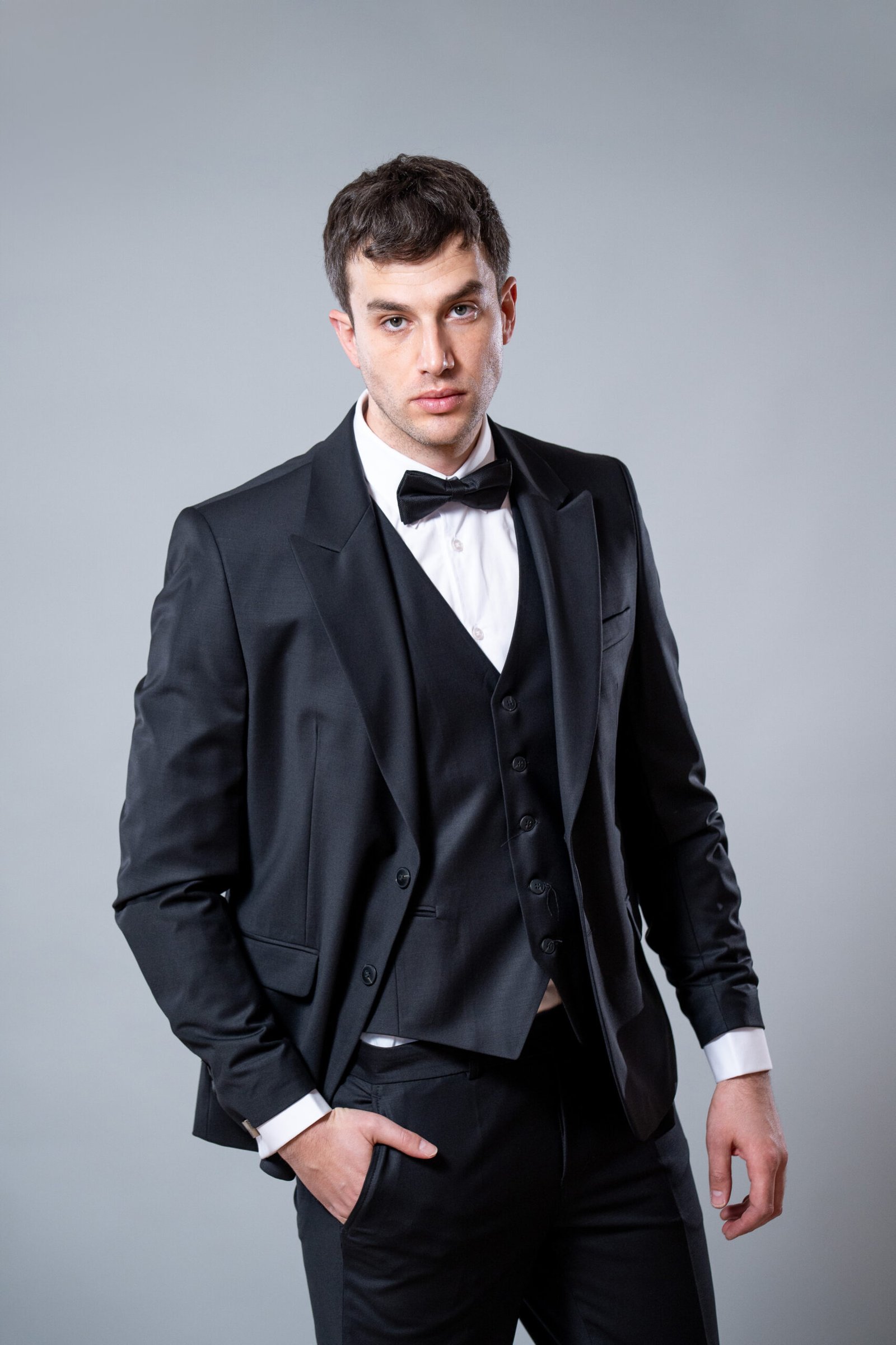 Muško crno elegantno odelo - Image 4